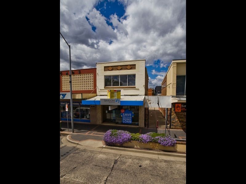70 Monaro Street, Queanbeyan NSW 2620