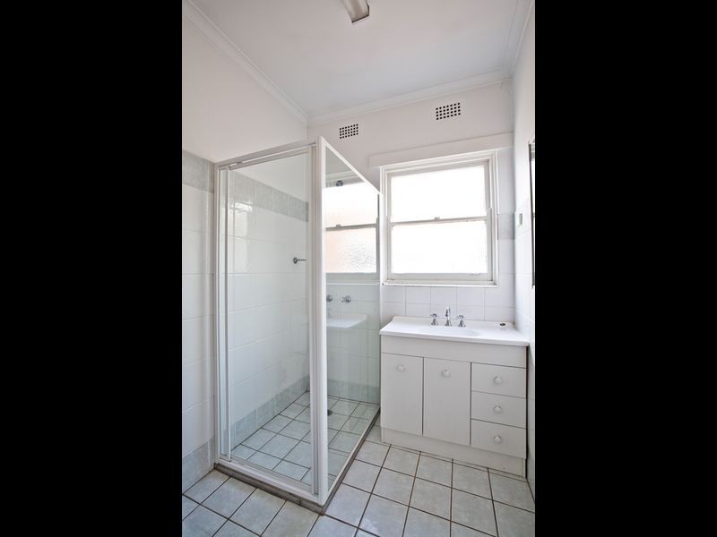 70 Monaro Street, Queanbeyan NSW 2620