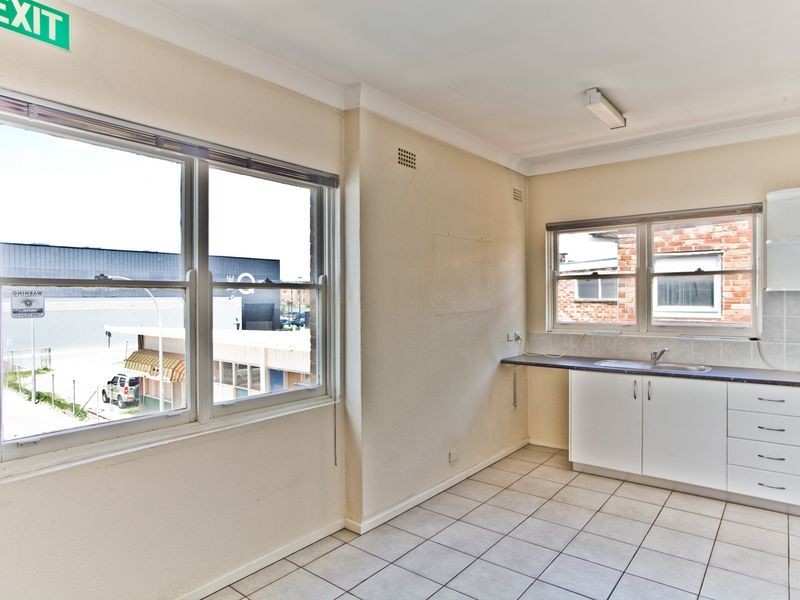 70 Monaro Street, Queanbeyan NSW 2620