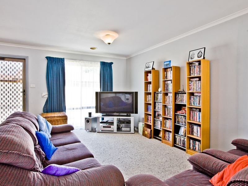 1/26 Mowatt Street, Queanbeyan NSW 2620