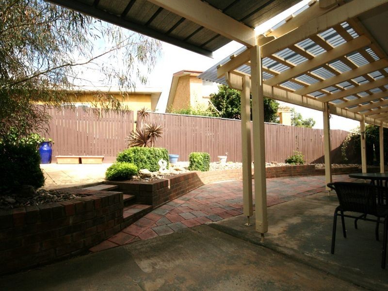 1/70 Henderson Road, Queanbeyan NSW 2620