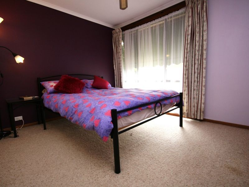 1/70 Henderson Road, Queanbeyan NSW 2620
