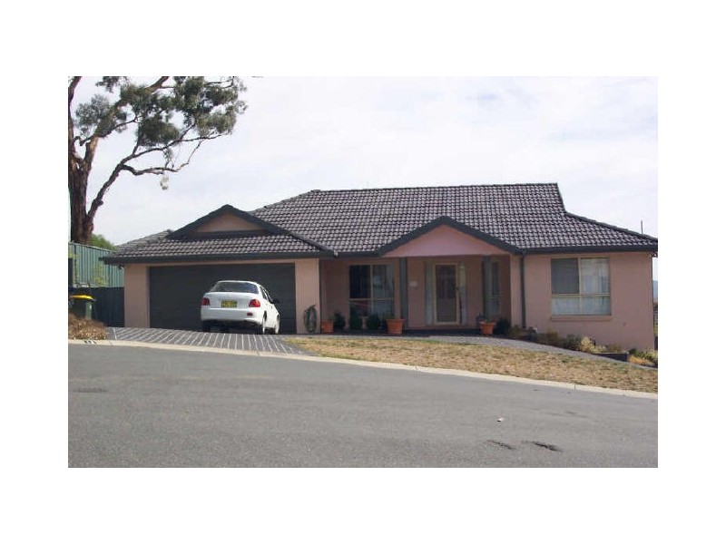 Magnolia Close, Jerrabomberra NSW 2619