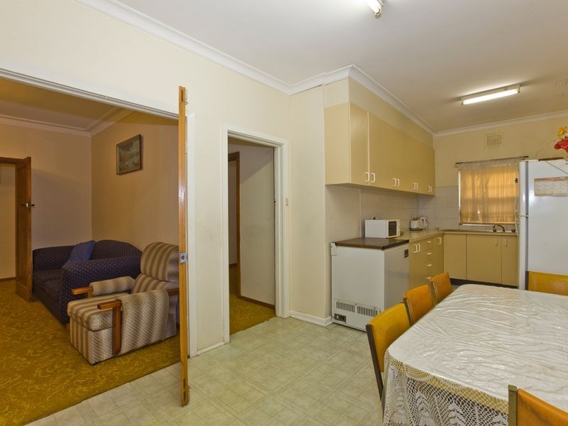 17 Hayes Street, Queanbeyan NSW 2620