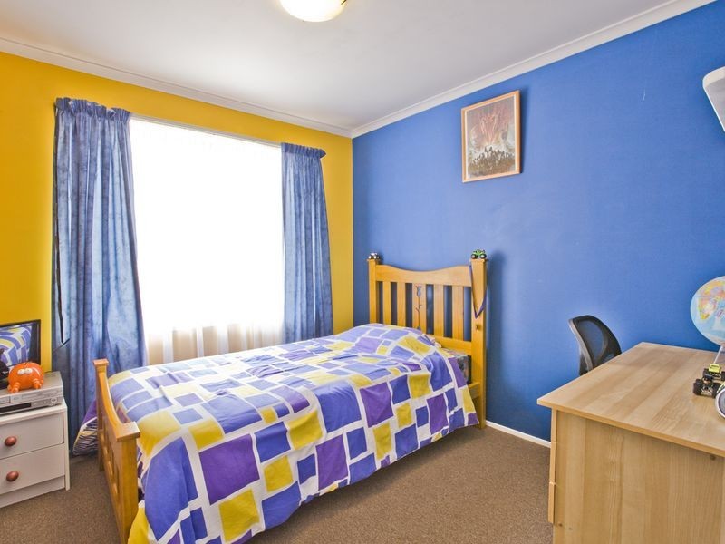 16 Fitzgibbon Place, Queanbeyan NSW 2620