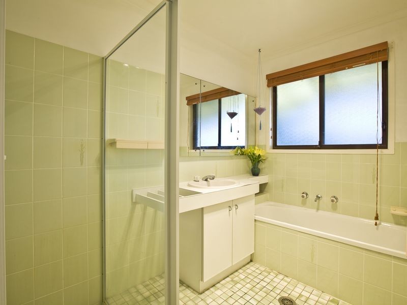 16 Fitzgibbon Place, Queanbeyan NSW 2620