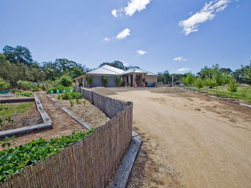 19 Mulloon Road, Bungendore NSW 2621