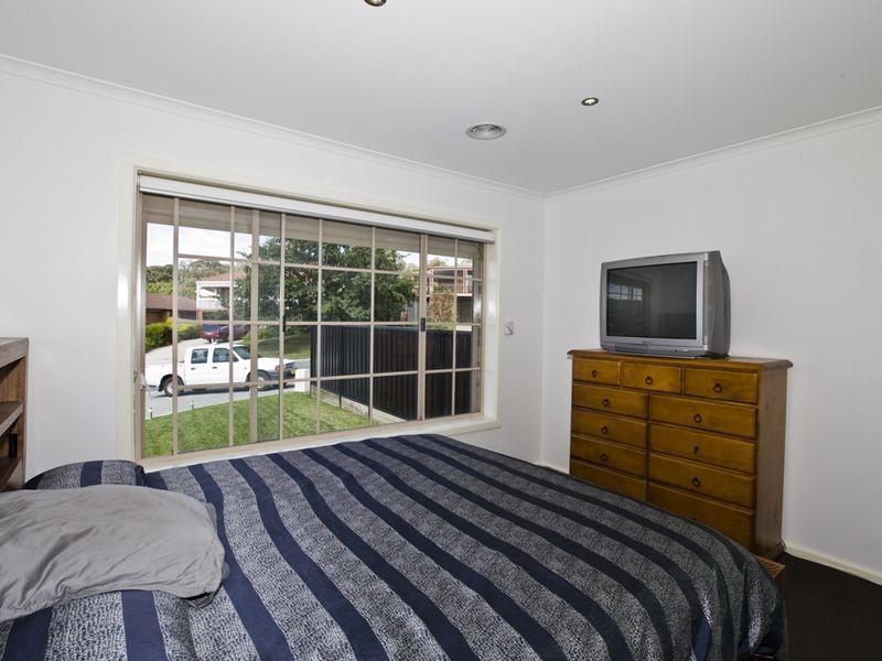 6 Webber Place, Queanbeyan NSW 2620