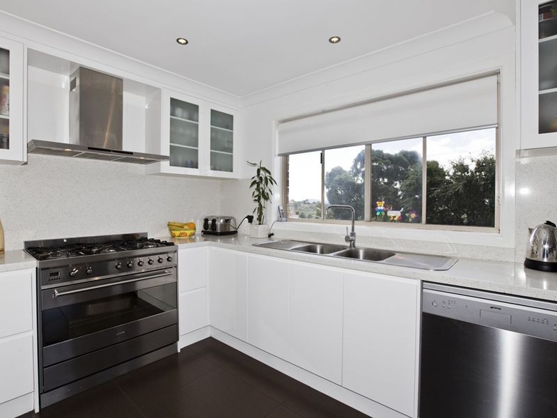 6 Webber Place, Queanbeyan NSW 2620