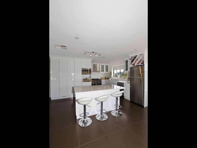 6 Webber Place, Queanbeyan NSW 2620