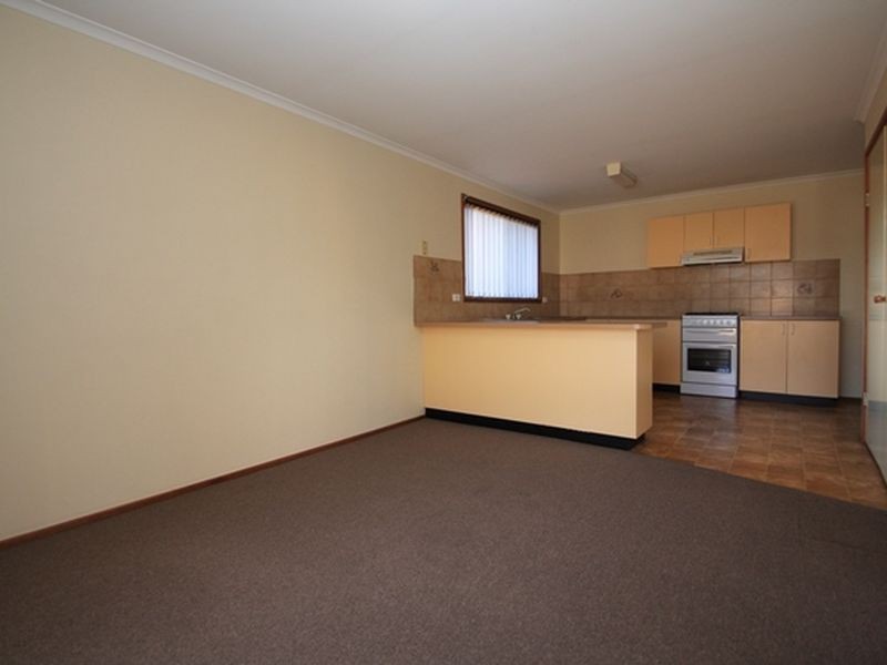 5/40-42 Crest Park Parade, Queanbeyan NSW 2620