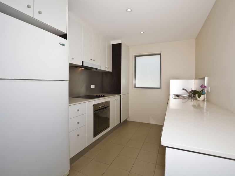 1B/17 Uriarra Road, Queanbeyan NSW 2620