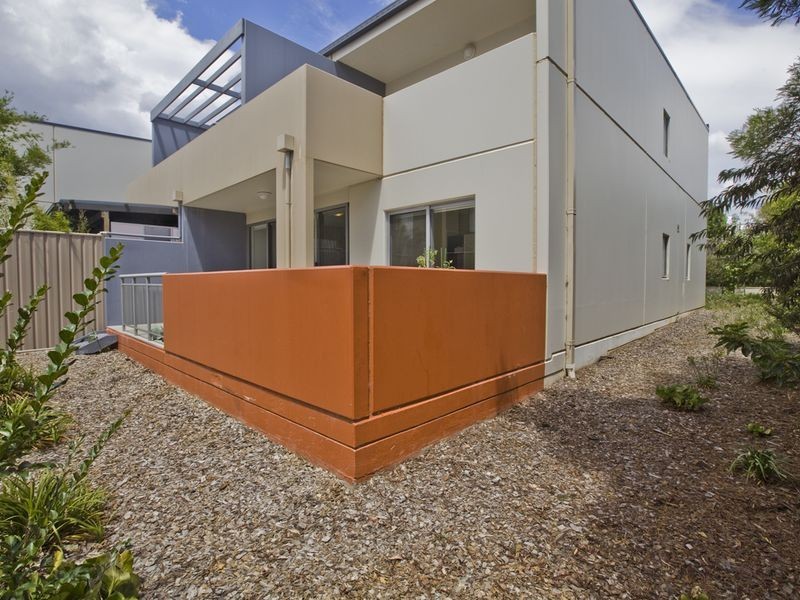 1B/17 Uriarra Road, Queanbeyan NSW 2620