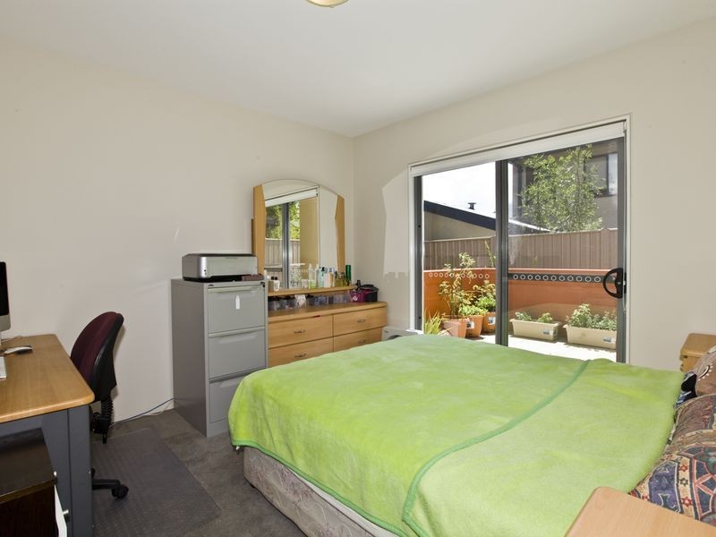 1B/17 Uriarra Road, Queanbeyan NSW 2620