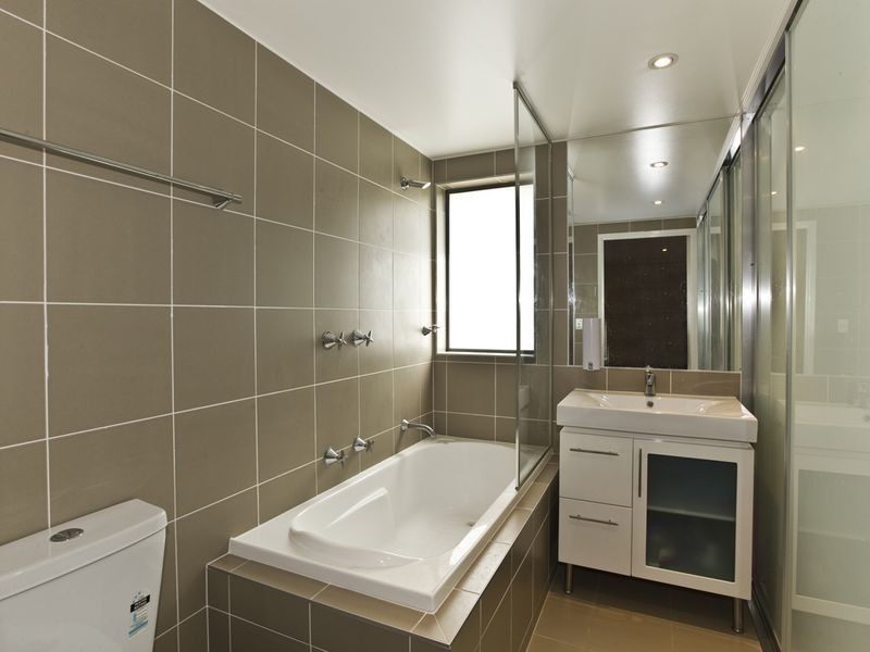 1B/17 Uriarra Road, Queanbeyan NSW 2620