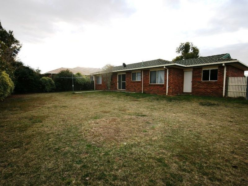 29 Franklin Court, Jerrabomberra NSW 2619