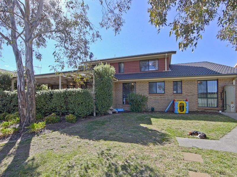 182 Bicentennial Drive, Jerrabomberra NSW 2619