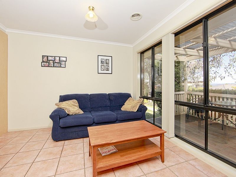 182 Bicentennial Drive, Jerrabomberra NSW 2619