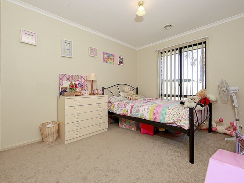 182 Bicentennial Drive, Jerrabomberra NSW 2619
