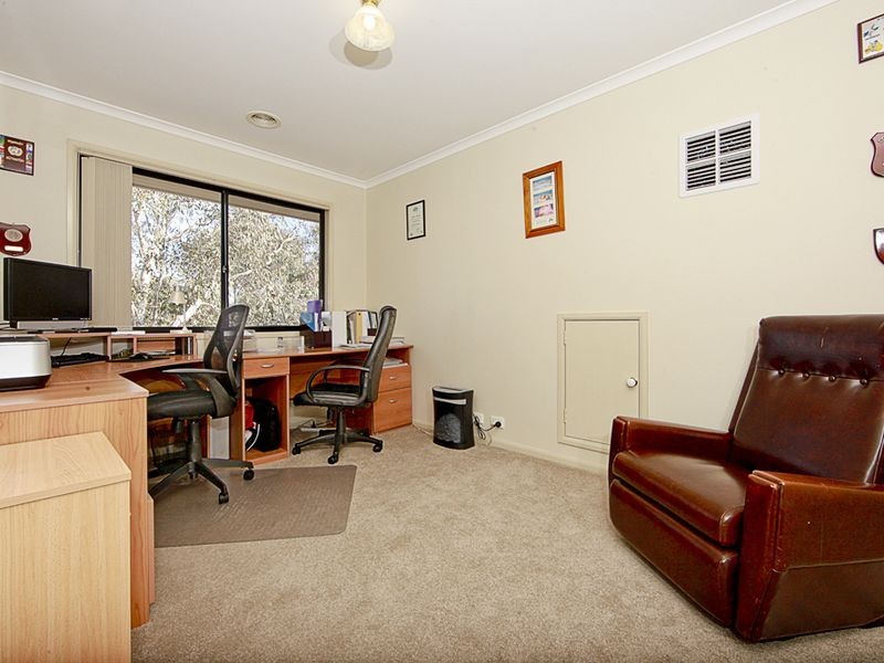 182 Bicentennial Drive, Jerrabomberra NSW 2619