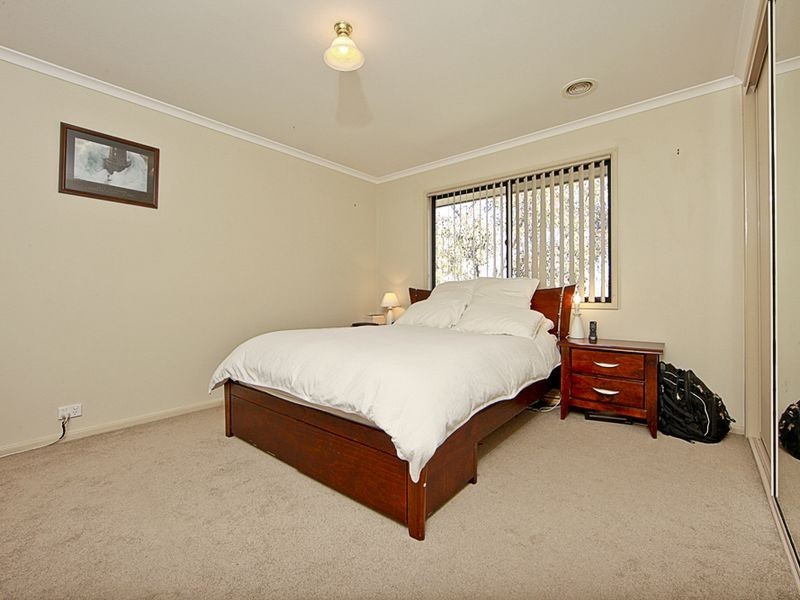182 Bicentennial Drive, Jerrabomberra NSW 2619