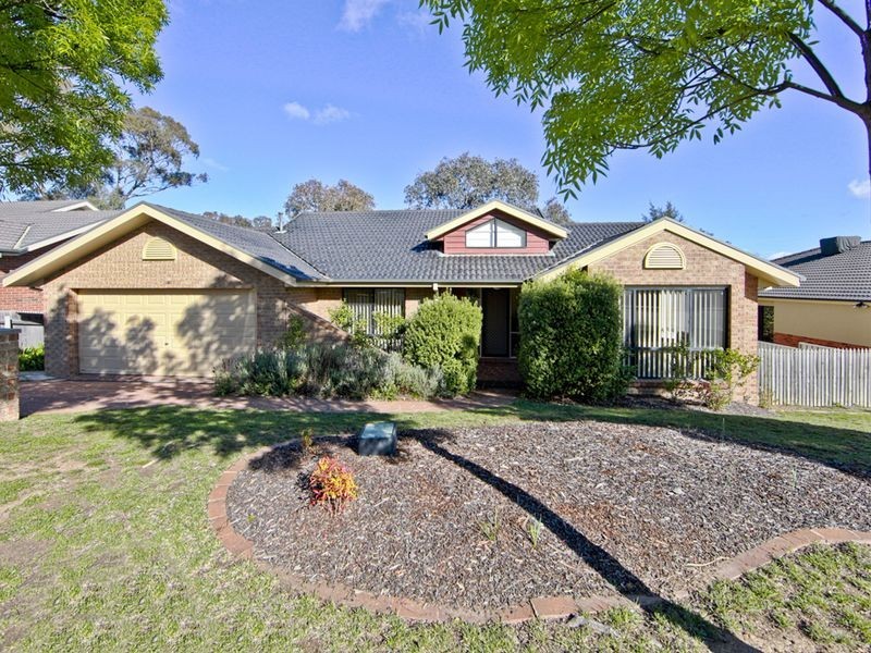 182 Bicentennial Drive, Jerrabomberra NSW 2619