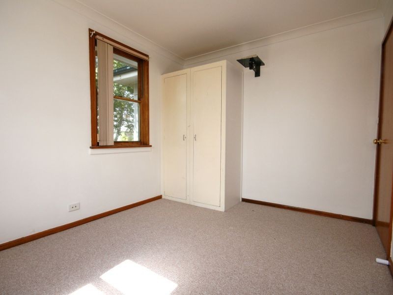 4 Wattle Street, Queanbeyan NSW 2620