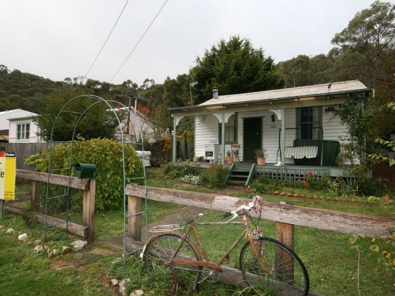 258 Foxlow Street, Captains Flat NSW 2623