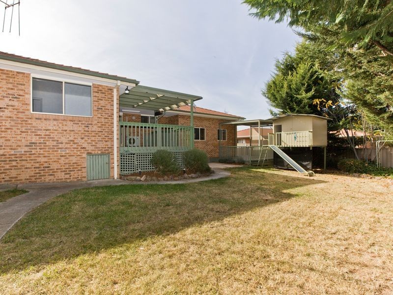 6 Russell Place, Queanbeyan NSW 2620