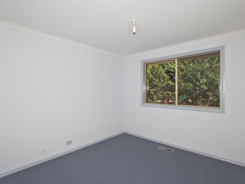 6 Russell Place, Queanbeyan NSW 2620