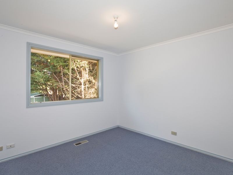 6 Russell Place, Queanbeyan NSW 2620