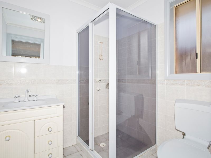 6 Russell Place, Queanbeyan NSW 2620