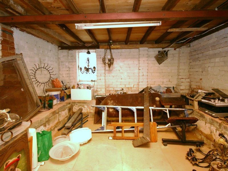 12 Moore Street, Queanbeyan NSW 2620