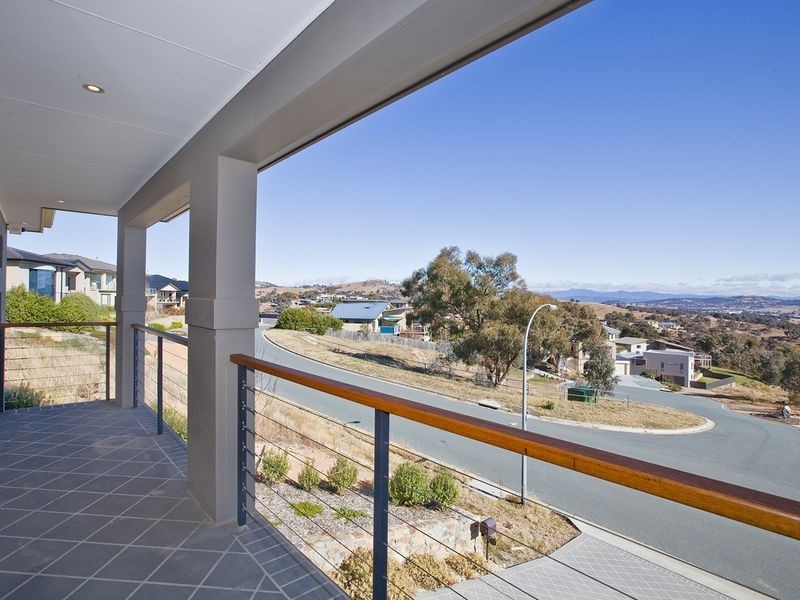 263 Bicentennial Drive, Jerrabomberra NSW 2619