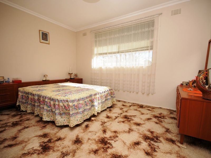 26-28 Elizabeth Crescent, Queanbeyan NSW 2620
