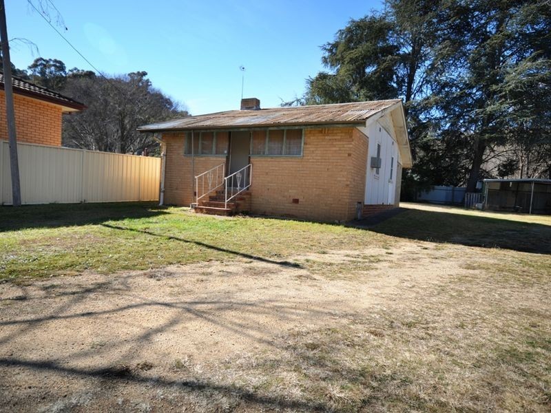 26-28 Elizabeth Crescent, Queanbeyan NSW 2620