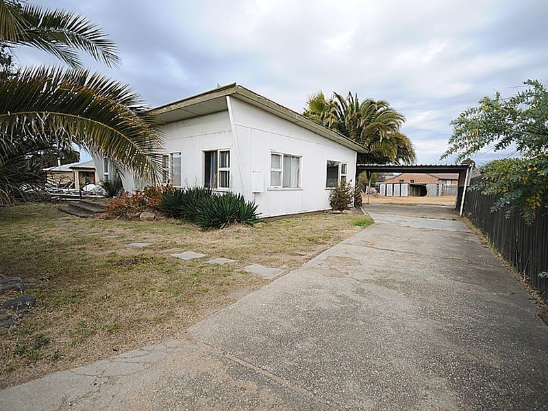 27 Yass Road, Queanbeyan NSW 2620