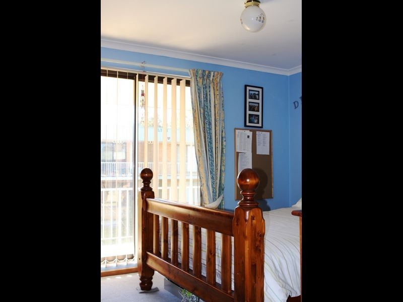 8/22 Bungendore Road, Queanbeyan NSW 2620