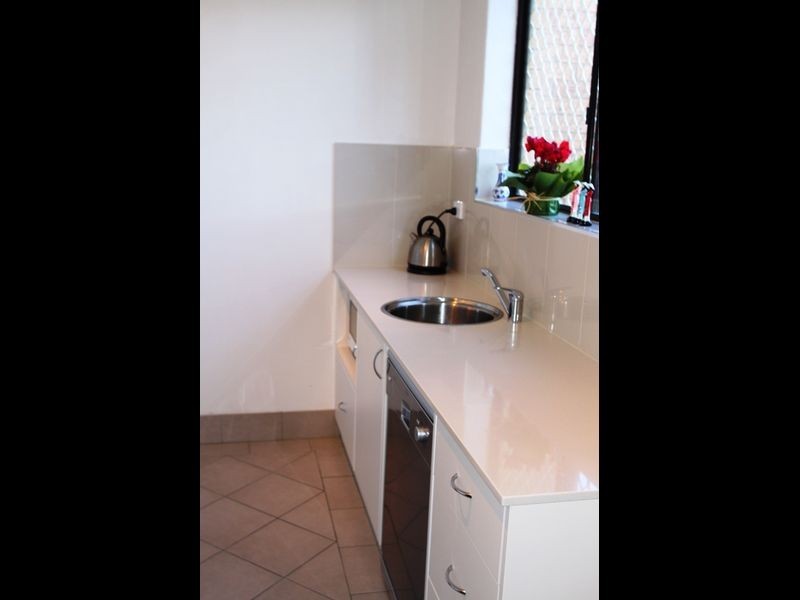 8/22 Bungendore Road, Queanbeyan NSW 2620