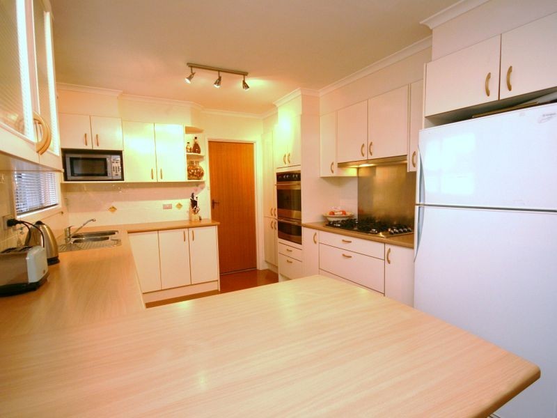 22 Cassinia Street, Queanbeyan NSW 2620