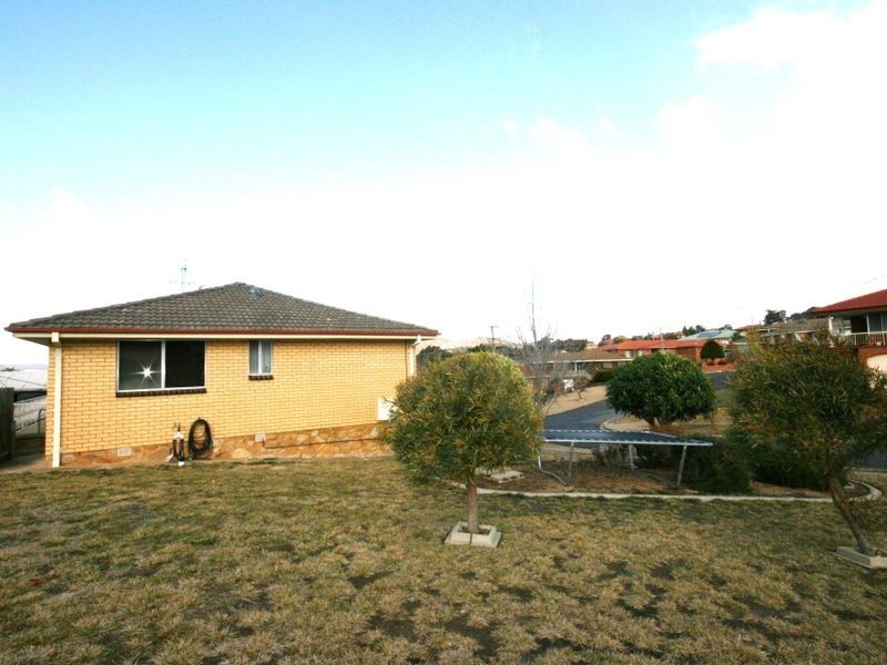 22 Cassinia Street, Queanbeyan NSW 2620