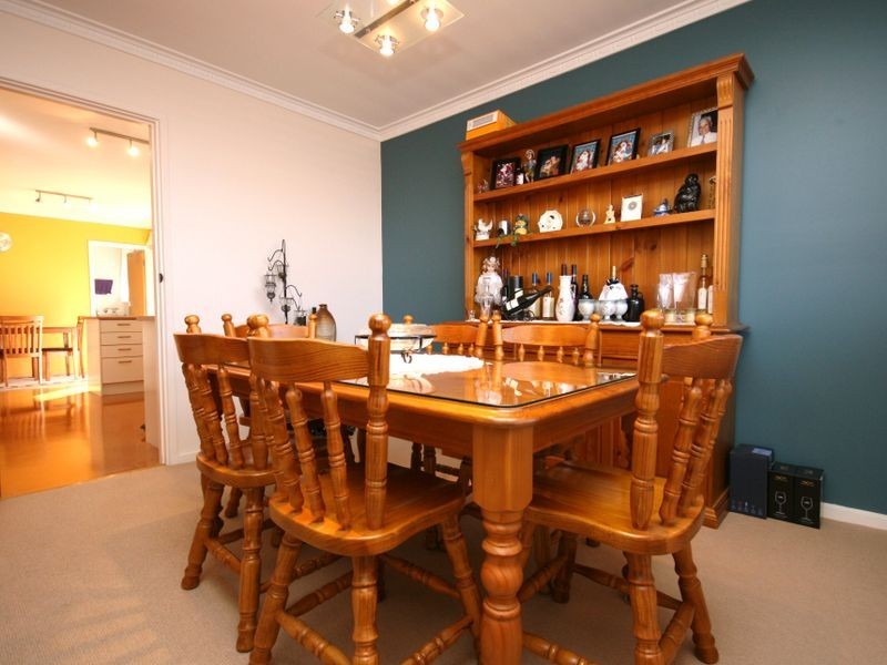 22 Cassinia Street, Queanbeyan NSW 2620