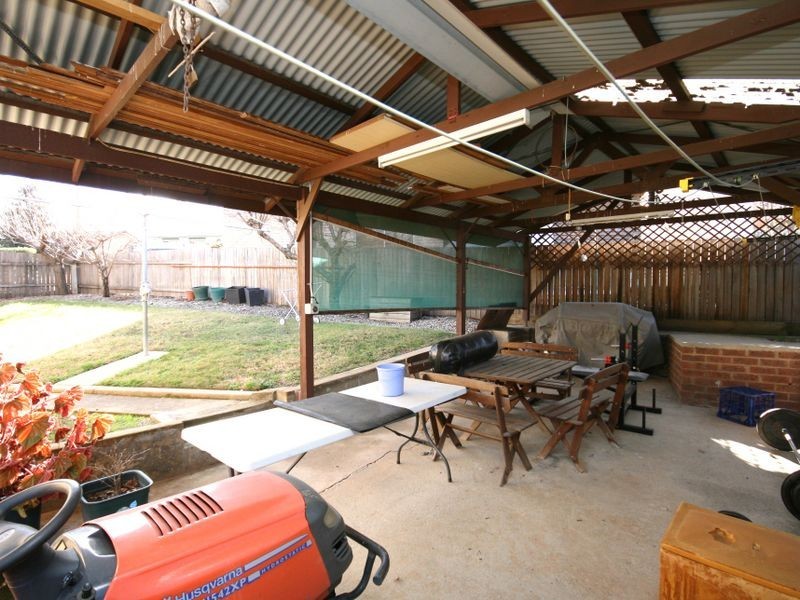 22 Cassinia Street, Queanbeyan NSW 2620