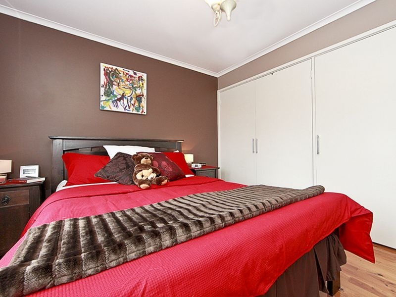 22 Hayley Crescent, Queanbeyan NSW 2620