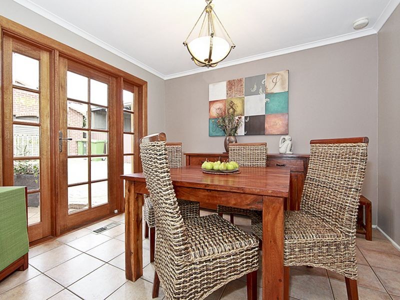 22 Hayley Crescent, Queanbeyan NSW 2620