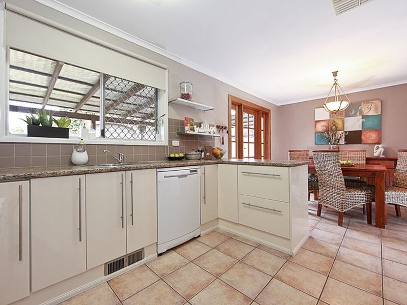 22 Hayley Crescent, Queanbeyan NSW 2620