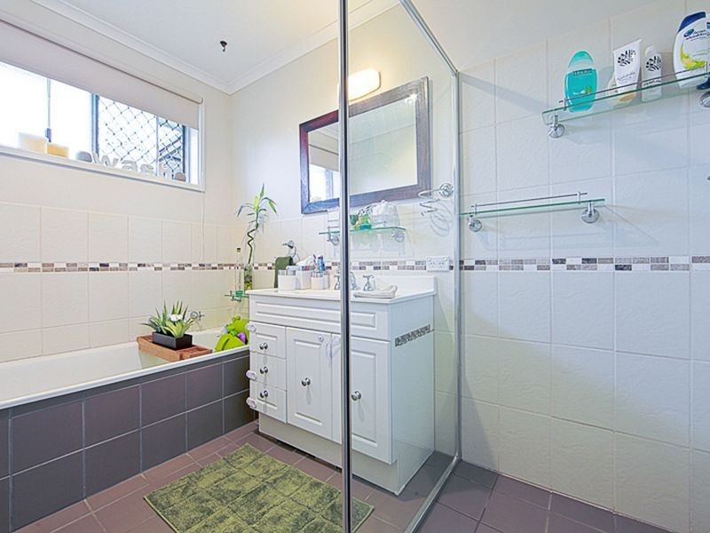 22 Hayley Crescent, Queanbeyan NSW 2620