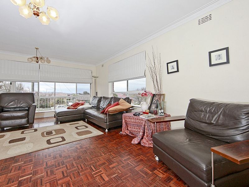 18 Frederick Street, Queanbeyan NSW 2620