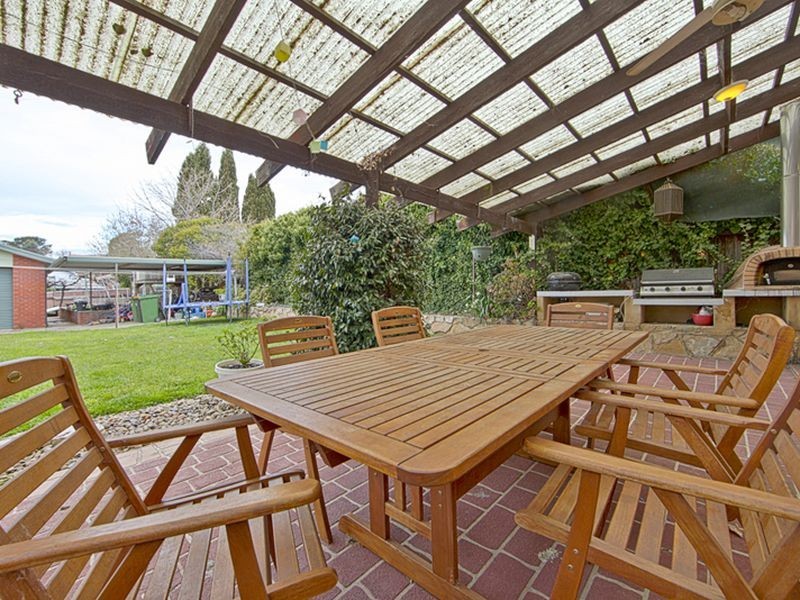 18 Frederick Street, Queanbeyan NSW 2620