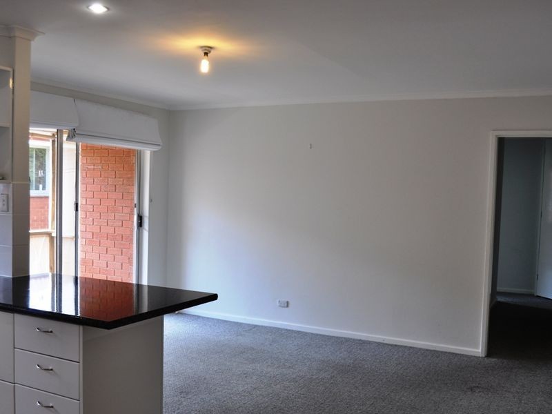 11/56 Trinculo Place, Queanbeyan NSW 2620
